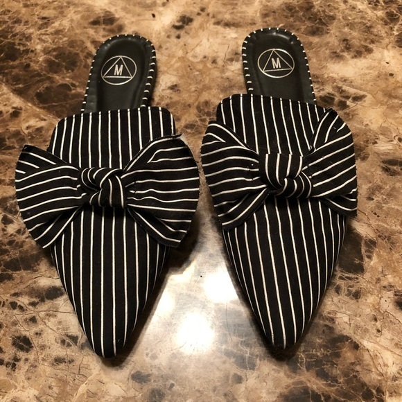 Striped Mules with Bow Detail 🎀 - Picture 2 of 5